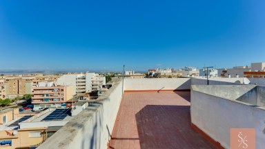 Byt 1 km od pláže v blízkosti centra Torrevieja