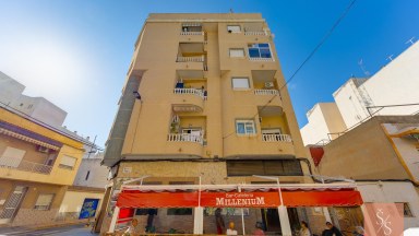 Byt 1 km od pláže v blízkosti centra Torrevieja