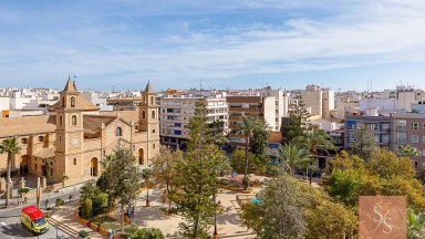 Byt 1 km od pláže v blízkosti centra Torrevieja