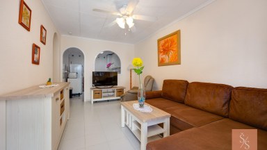 Bungalov s terasou u solného jezera Torrevieja