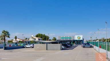 Bungalov s terasou u solného jezera Torrevieja