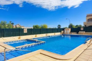 Bungalow, Orihuela Costa, Bazén