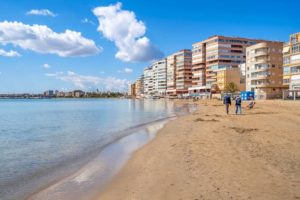 Apartmán v První Linii, Torrevieja, Pláž
