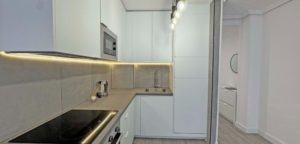 apartmán Torrevieja, kuchyň