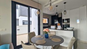 Apartmán Orihuela Costa, jídelna