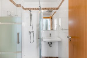 Apartmán Torrevieja, koupelna