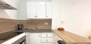 Apartmán v centru Torrevieja, Kuchyně
