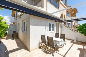 Zrekonstruovaný bungalow Los Altos